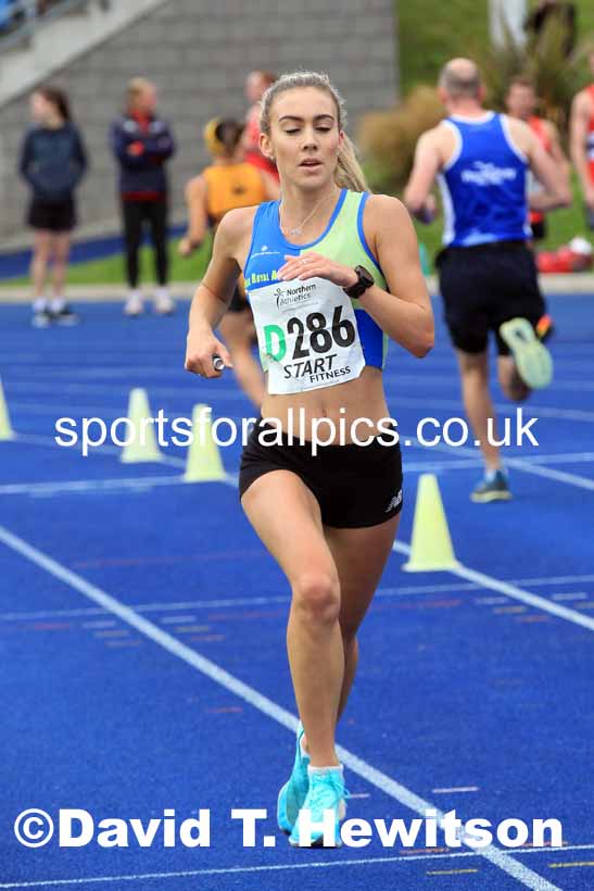 Senior womens 4 Stage Relay, 2022 Northern Road Relays, SportsCity, Manchester. Photo: David T. Hewitson/Sports for All Pics